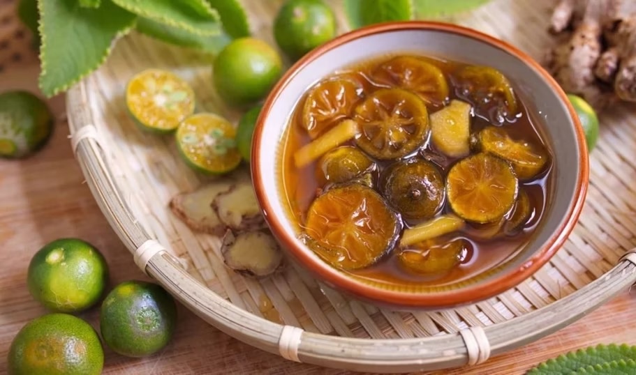 Ngâm tắc gừng mật ong đường phèn