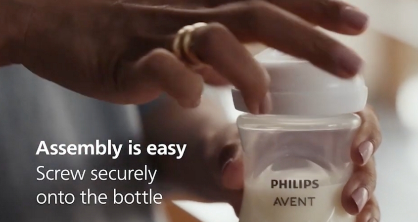 Vặn cổ bình khớp với thân bình