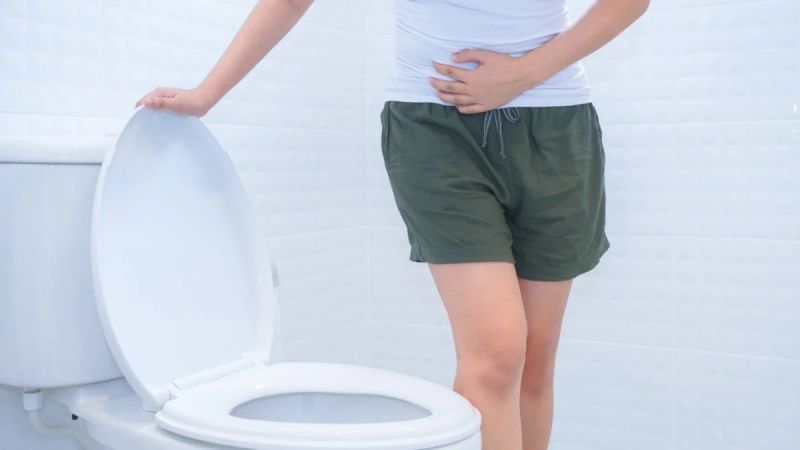 Luôn bổ sung nước cho bệnh nhân bị ngộ độc