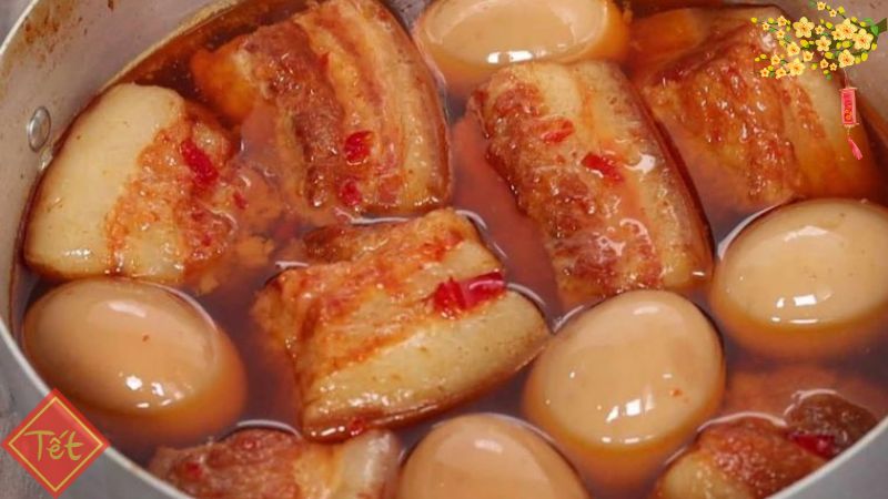 Không nên ăn quá nhiều thịt kho trứng Không nên ăn quá nhiều thịt kho trứng