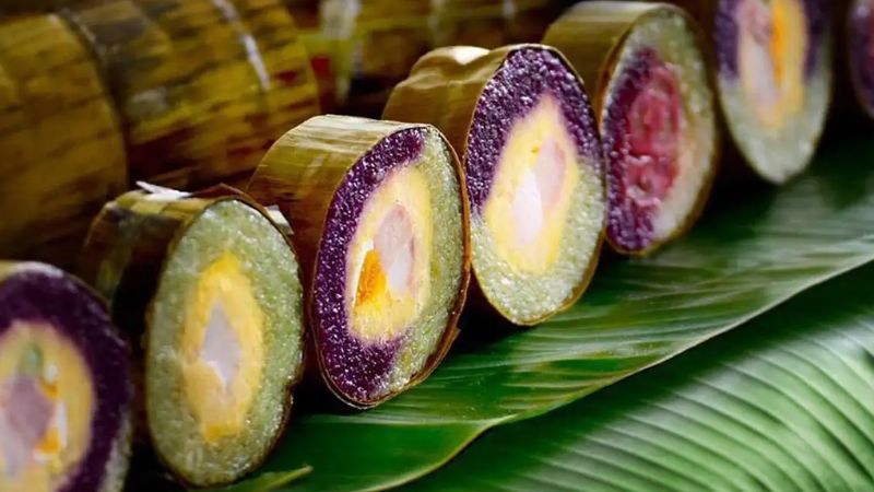 Bánh tét - loại bánh truyền thống trong ngày Tết