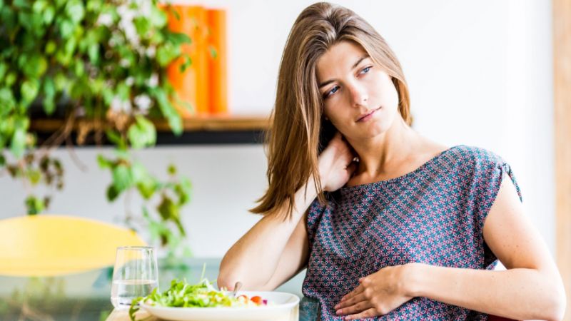 Lưu ý khi bị đầy hơi do bia rượu