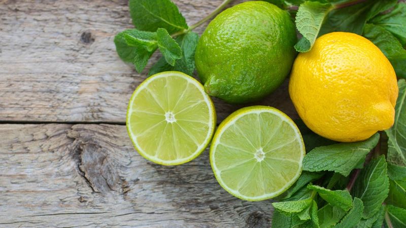 Chanh có nhiều công dụng cho sức khỏe và sắc đẹp