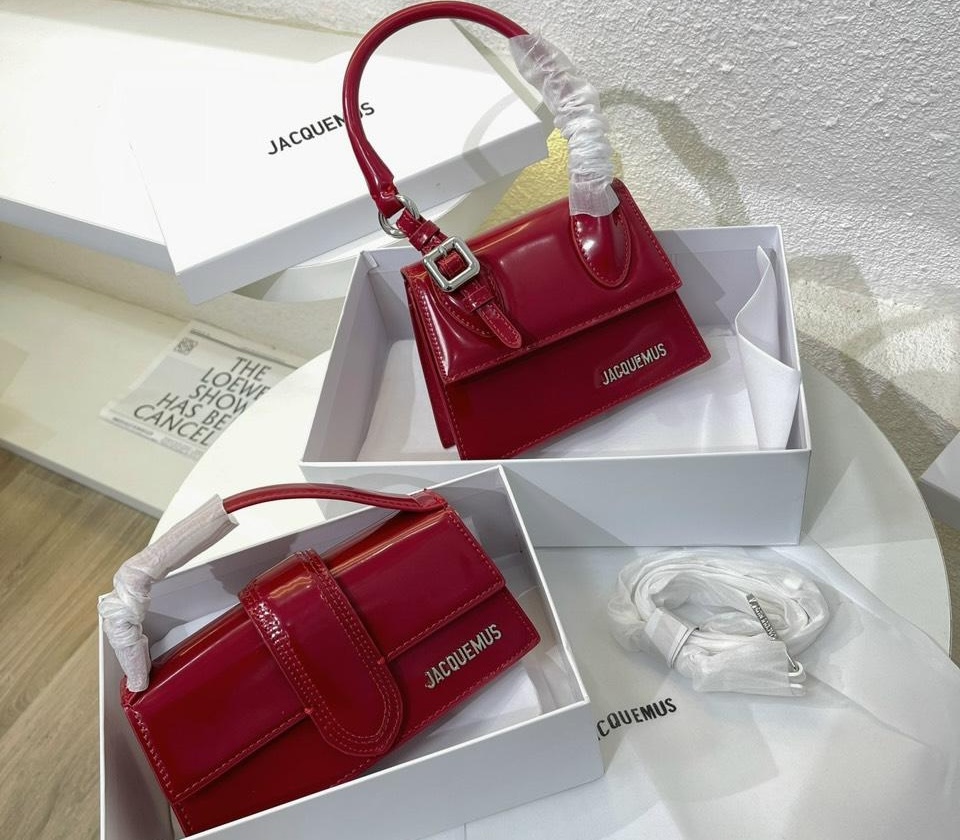 Tặng túi xách thời thượng cho người yêu dịp Tết