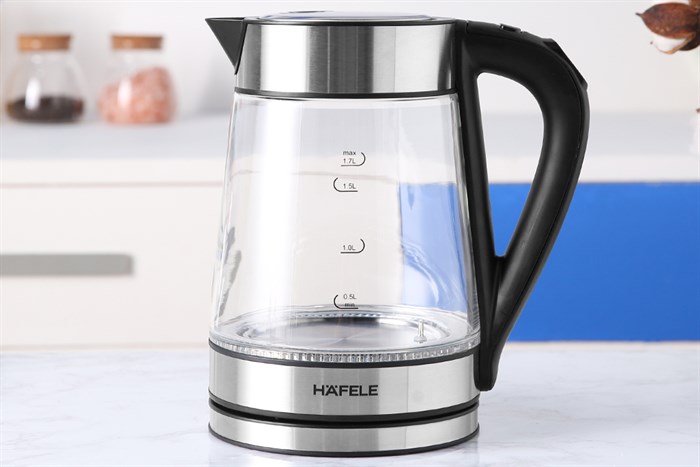 Ấm siêu tốc Hafele 1.7 lít T-602C (535.43.732) thiết kế inox sang trọng, tay cầm cách nhiệt và thân bóng sáng hiện đại