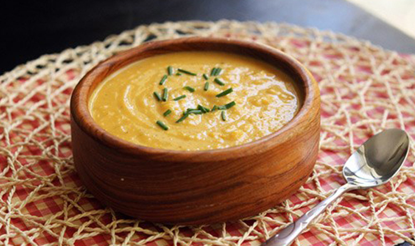 Hình minh họa cháo yến mạch bí đỏ trứng gà