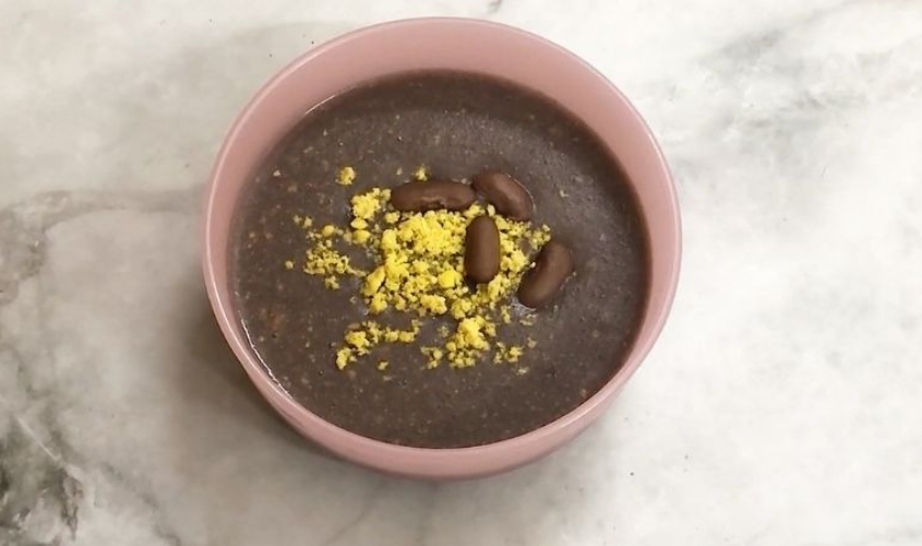 Hình minh họa cháo trứng gà đậu đỏ