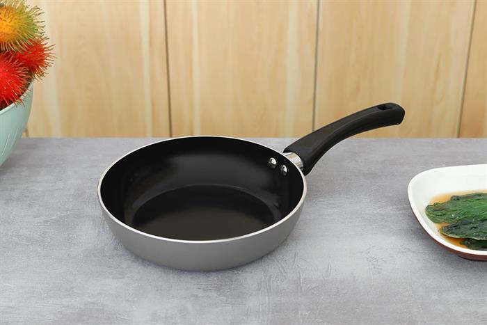 Chảo nhôm chống dính đáy từ 20 cm Elmich Colosseum Y1 EL-3718 Xám dùng được trên bếp ga