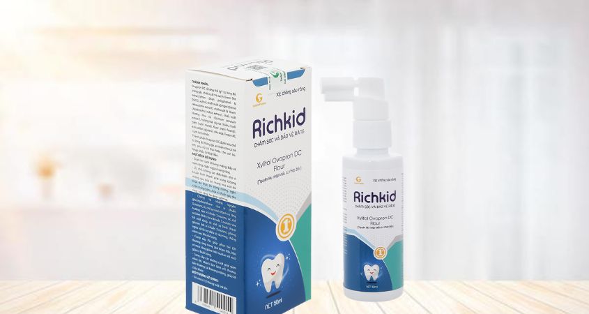 Xịt chống sâu răng Richkid hương trái cây (từ 1 tuổi)