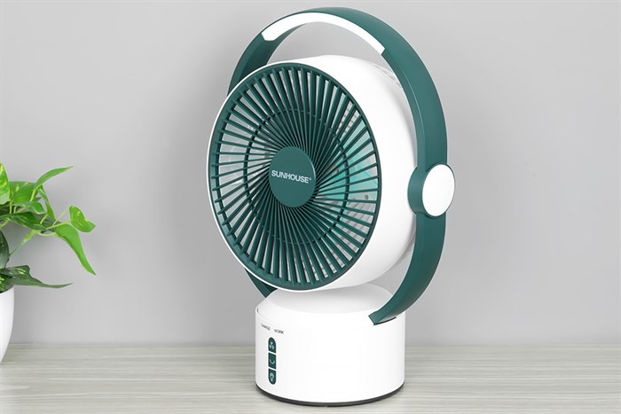 Quạt sạc điện Sunhouse 5 cánh SHD7116 25W Quạt sạc điện Sunhouse 5 cánh SHD7116 25W