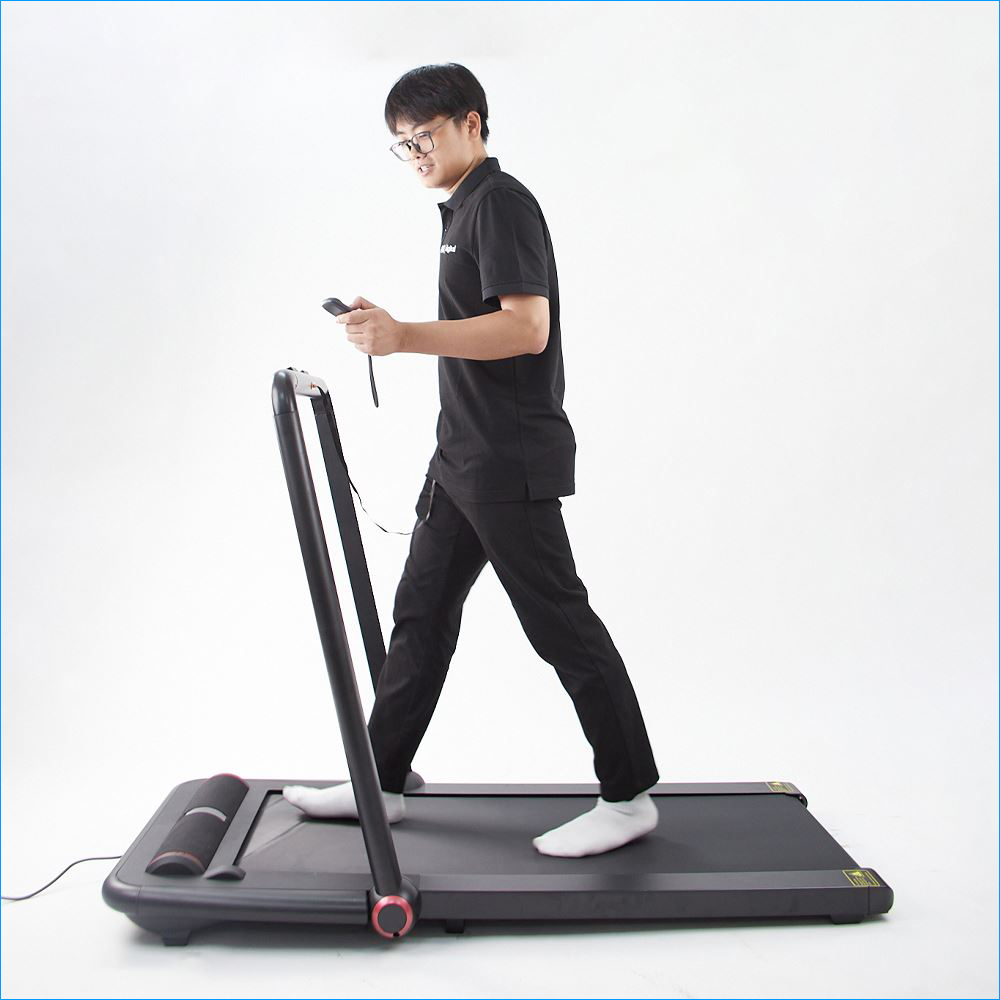 Máy chạy bộ KingSmith K12 TRK12F có công suất động cơ 1 HP hoạt động ổn định, độ ồn thấp, thích hợp dùng trong không gian gia đình