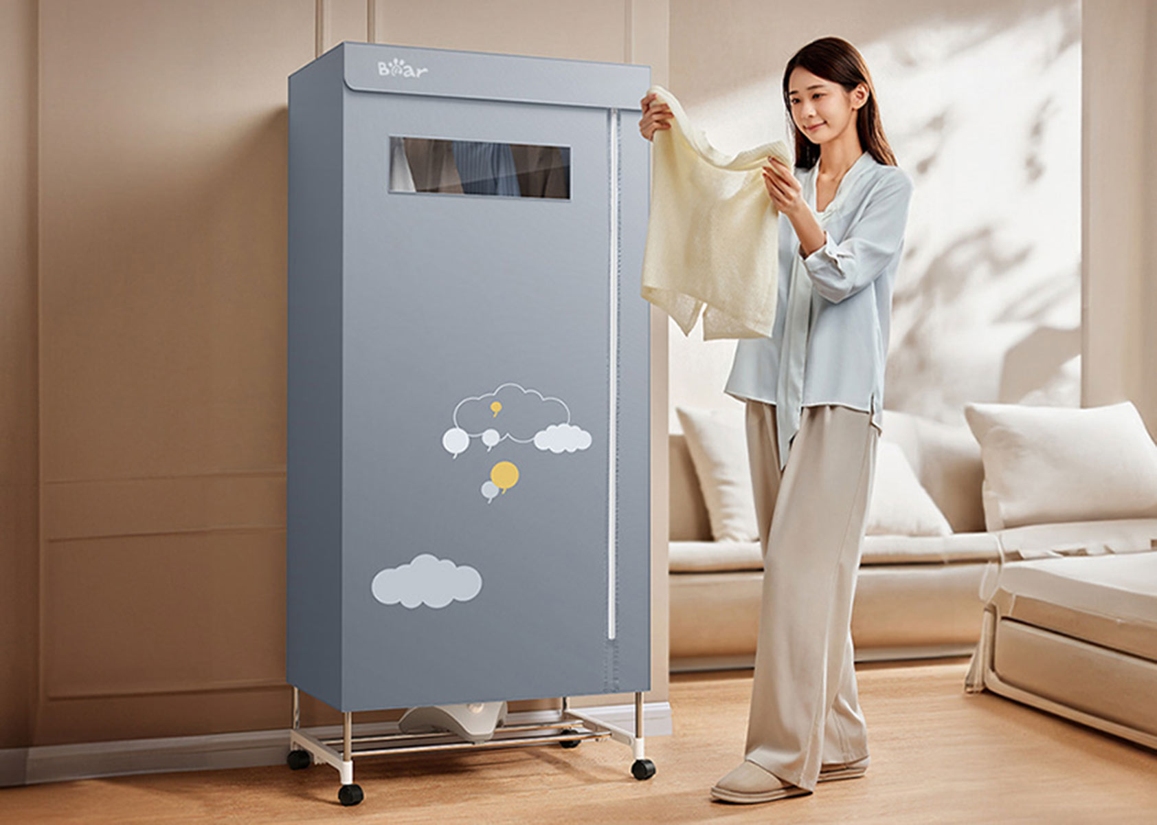 Vệ sinh các lỗ thông hơi và vải bạt của tủ sấy khoảng 2 - 3 tháng/lần để máy hoạt động tốt