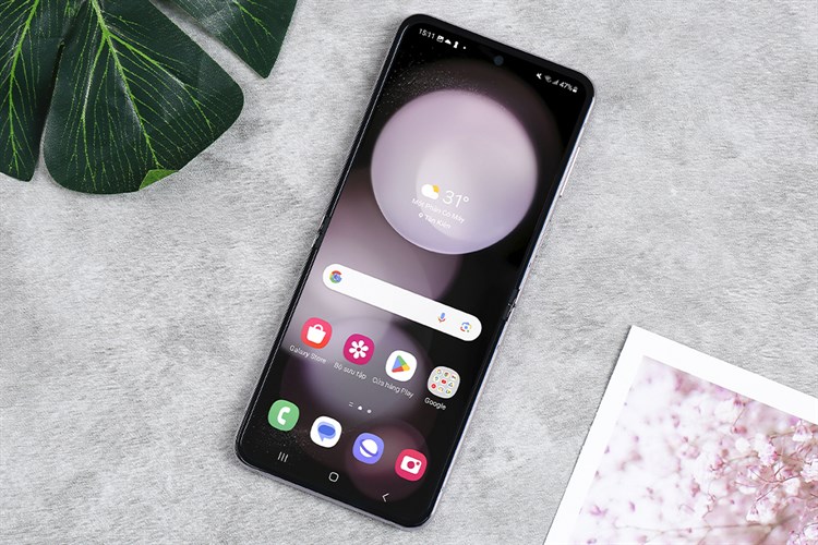 Thiết kế của Samsung Galaxy Z Flip5