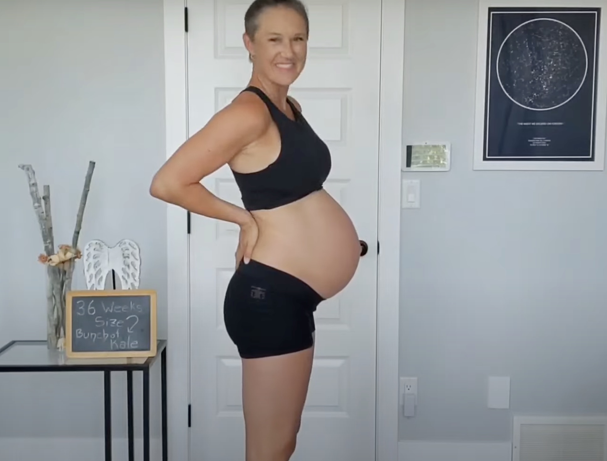 Hình ảnh bụng bầu 9 tháng Hình ảnh bụng bầu 9 tháng