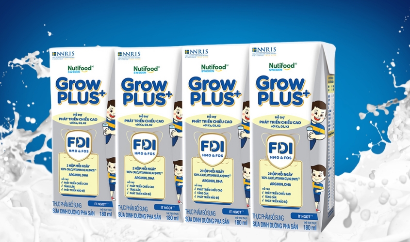 Lốc 4 hộp sữa pha sẵn Nutifood GrowPLUS+ bạc hương vani 180 ml (từ 1 tuổi)