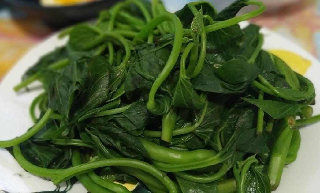 Mẹ bầu nên ăn rau lang đã được chế biến sẵn