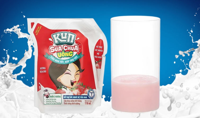 Sữa chua uống tiệt trùng LiF Kun vị kem dâu 110 ml (từ 2 tuổi)