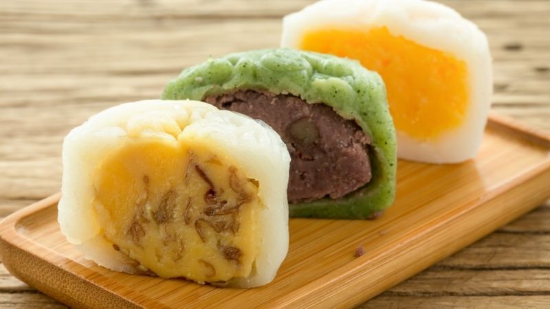 Bánh dẻo có chứa khoảng 800 calo, chứa nhiều đường và chất béo