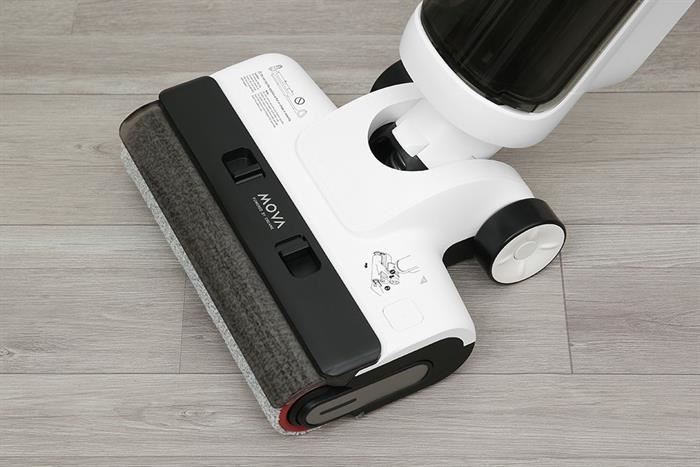 Máy hút bụi lau nhà Mova K20 Pro có thiết kế cuộn lăn tràn viền dễ dàng tiếp cận từng ngóc ngách, làm sạch toàn diện mọi ngóc ngách trong nhà