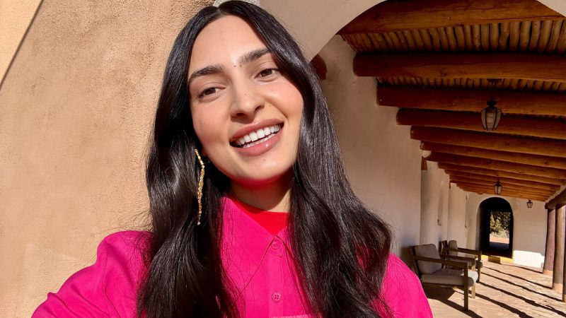 Camera selfie đẹp tr&ecirc;n iPhone 16e