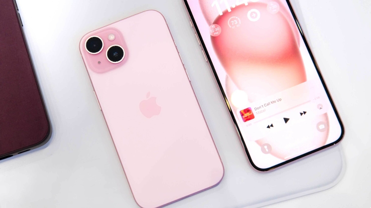 iPhone 15 với gi&aacute; tốt, nhỏ gọn