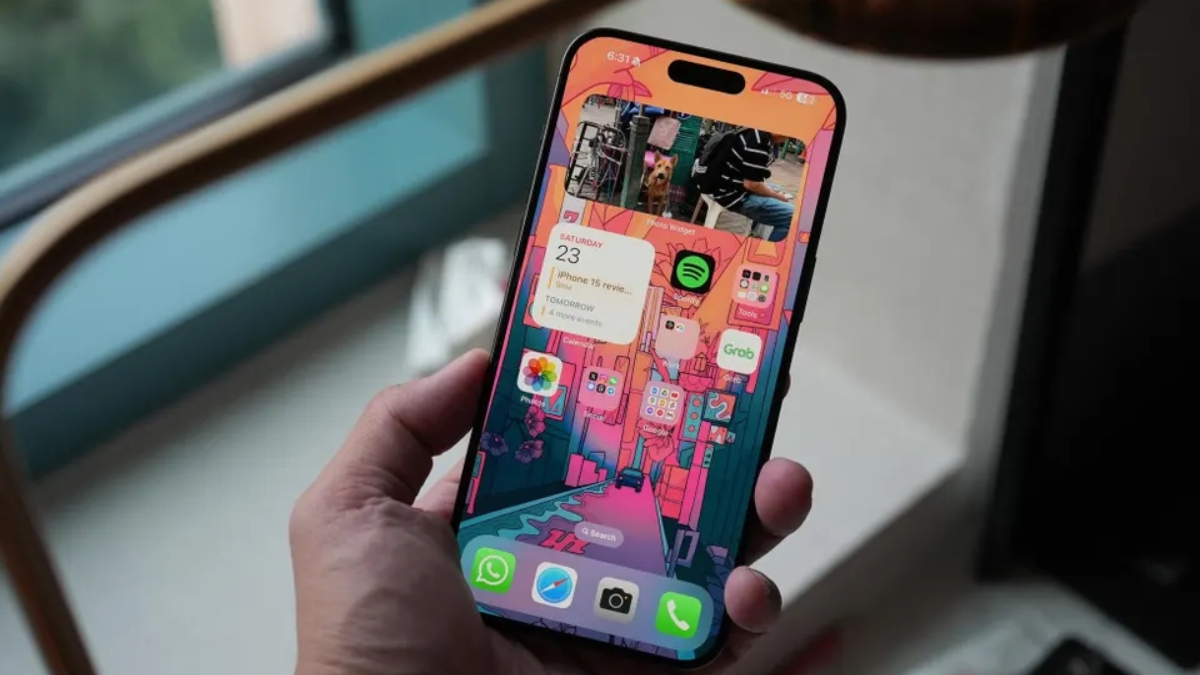 Chọn iPhone 15 Pro Max với m&agrave;n cực lớn