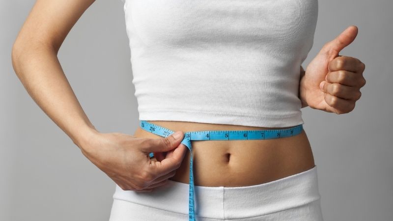 Lượng chất xơ trong nho khô giúp giảm cảm giác thèm ăn, hỗ trợ giảm cân hiệu quả