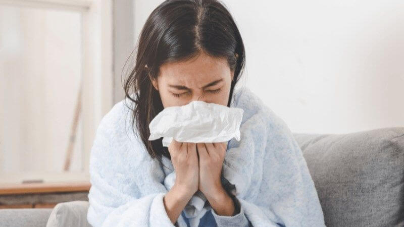 Tinh dầu nghệ giúp cải thiện tình trạng cảm lạnh Tinh dầu nghệ giúp cải thiện tình trạng cảm lạnh