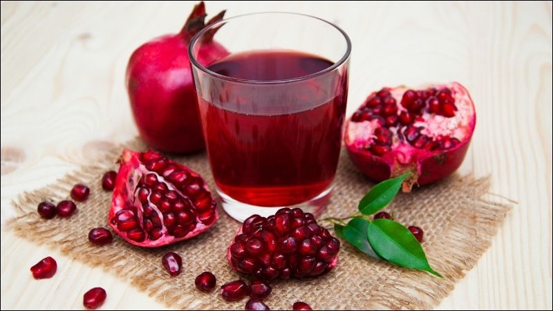 Nước ép lựu giúp tăng lưu lượng máu đến dương vật, cải thiện chất lượng tinh trùng