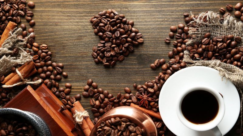 Cafein là một chất kích thích mạnh có thể làm bạn khó ngủ sâu giấc