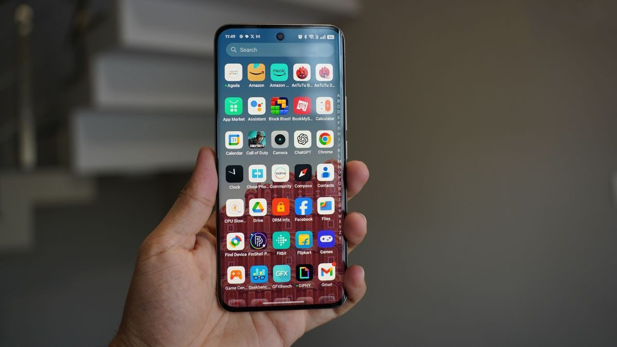 Thiết bị còn được trang bị dung lượng RAM lớn để mang lại trải nghiệm đa nhiệm mượt mà. Nguồn: MySmartPrice.