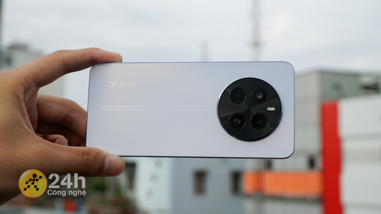 Cách bật tính năng tăng cường AI trên realme 12