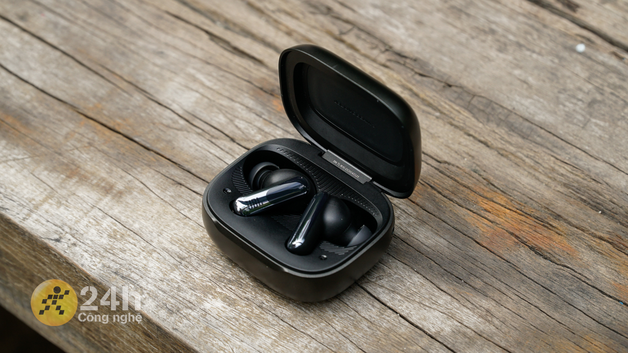 JBL Live Beam 3 có thời gian chơi nhạc lên đến 48 giờ JBL Live Beam 3 có thời gian chơi nhạc lên đến 48 giờ