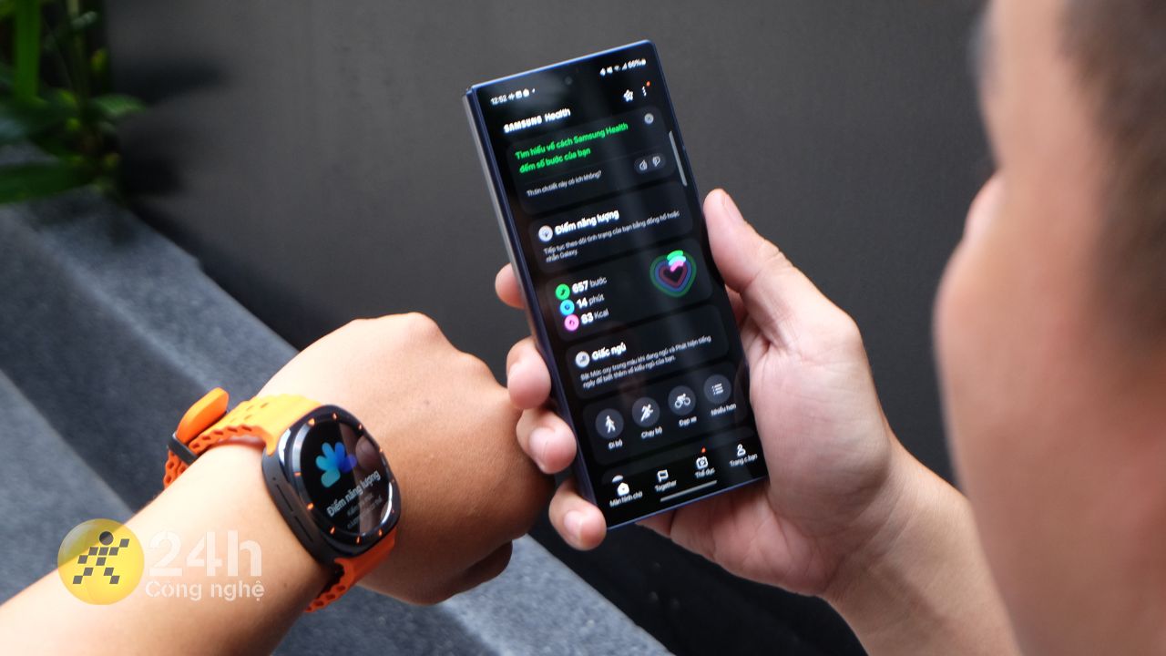 Những trải nghiệm dẫn đầu trên Galaxy Watch Ultra 