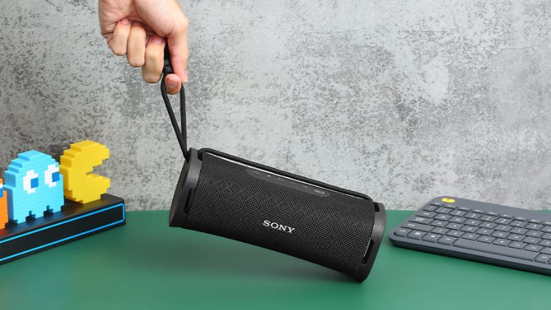 Loa Bluetooth Sony SRS-ULT10 đang được bán với giá 2.990.000 đồng tại Điện máy XANH (giá cập nhật tháng 08/2024, có thể thay đổi theo thời gian)