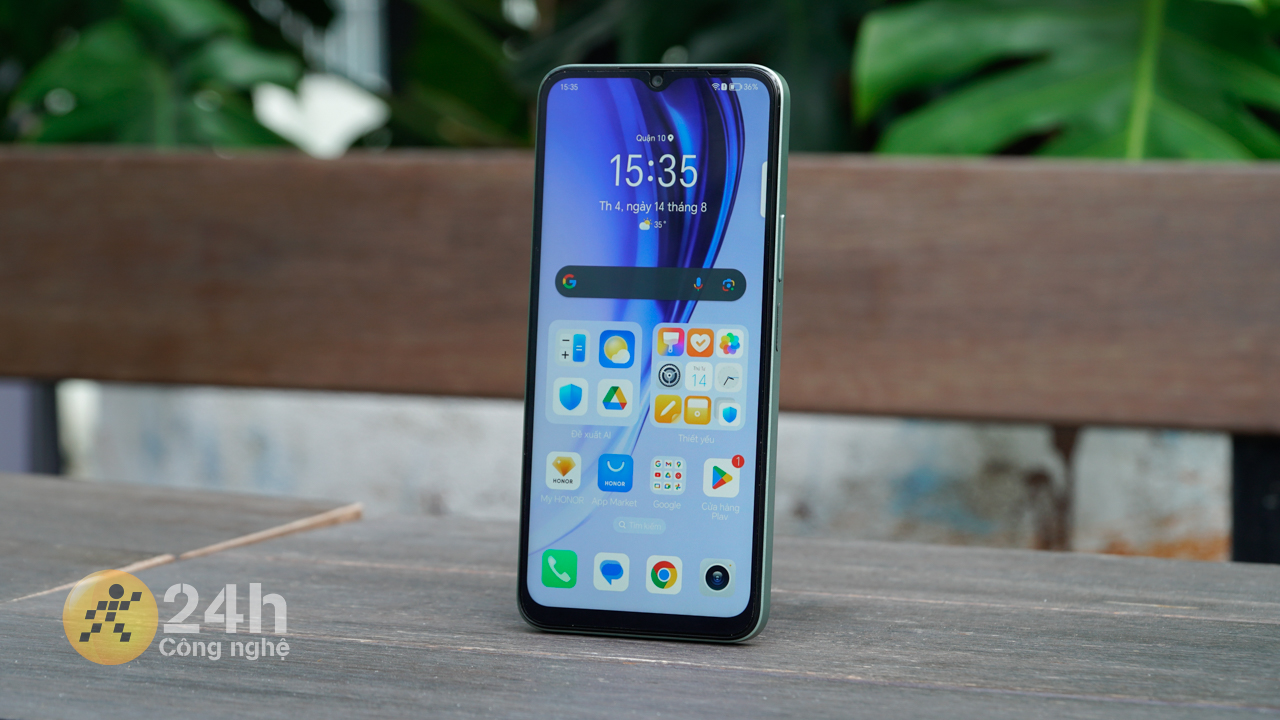 HONOR X6b được trang bị màn hình giọt nước cùng chất lượng hiển thị tốt trong tầm giá.