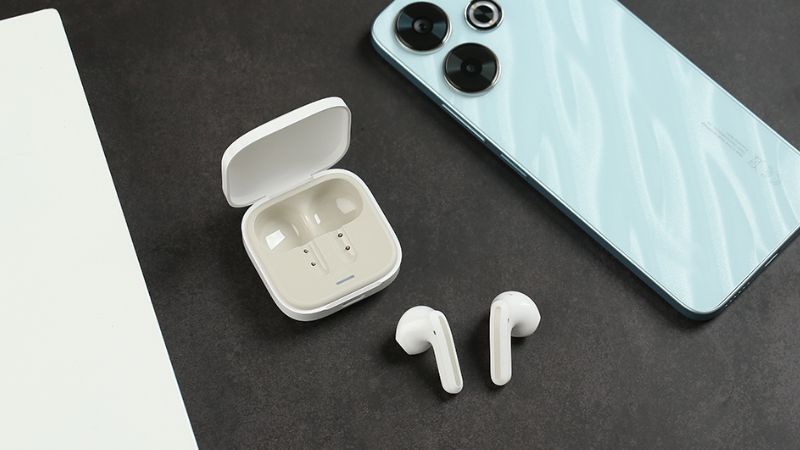 5 chế độ âm thanh được trang bị sẵn, giúp bạn tinh chỉnh dễ dàng sao cho phù hợp với nội dung nghe