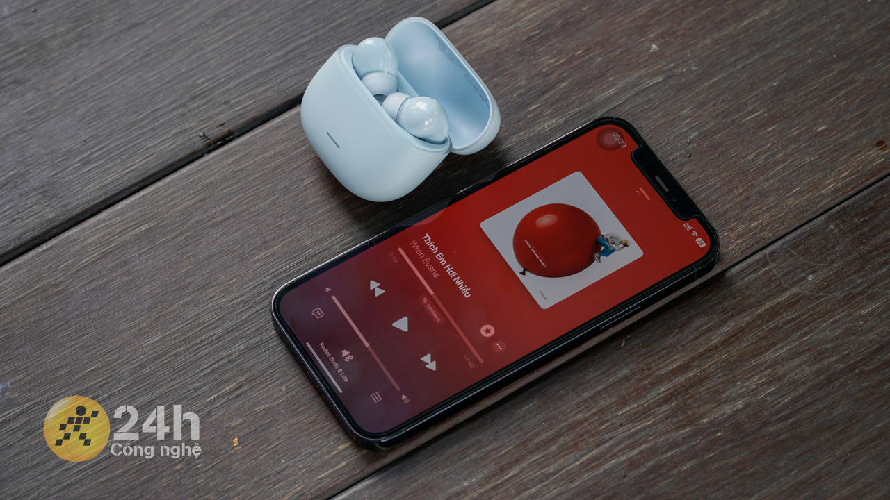 Thiết bị còn được trang bị chống ồn đến 40dB.