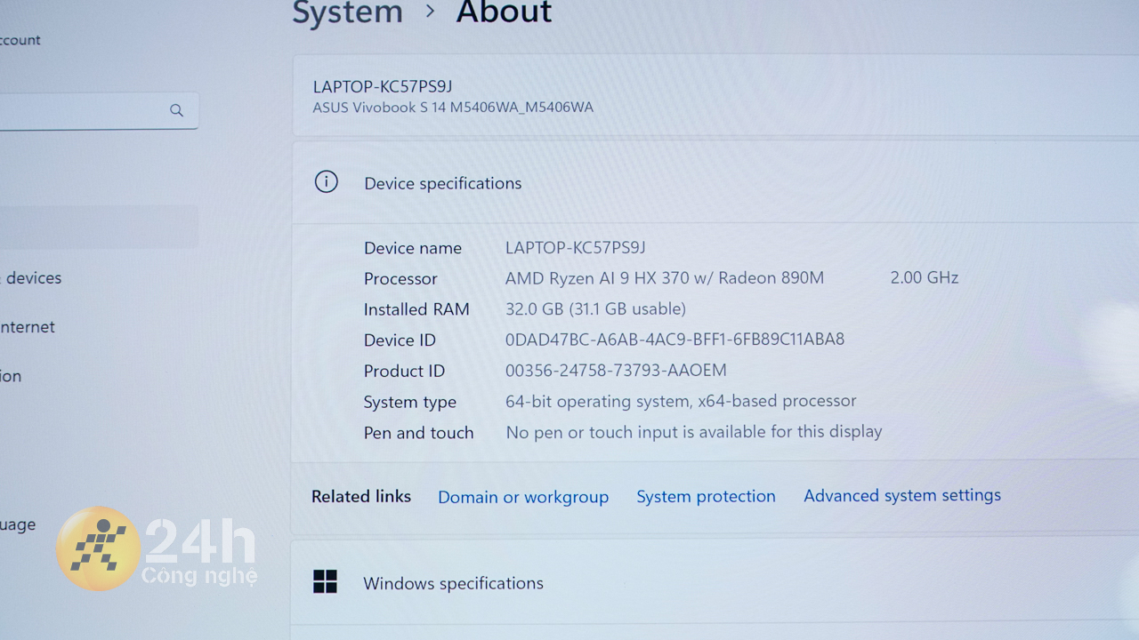 ASUS Vivobook S OLED 14 được trang bị bộ cấu hình nổi bật với con chip AMD Ryzen AI 9 HX 370.
