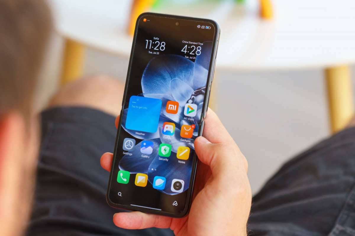 Với Snapdragon 8 Gen 3 thì các bạn gần như không phải bận tâm về hiệu năng của Xiaomi MIX Flip. Nguồn: GSMArena. Với Snapdragon 8 Gen 3 thì các bạn gần như không phải bận tâm về hiệu năng của Xiaomi MIX Flip. Nguồn: GSMArena.