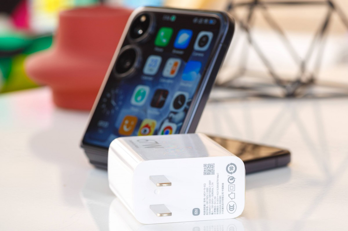 Xiaomi MIX Flip là sản phẩm vừa có hiệu năng tốt vừa có thời lượng sử dụng pin ấn tượng. Nguồn: GSMArena. Xiaomi MIX Flip là sản phẩm vừa có hiệu năng tốt vừa có thời lượng sử dụng pin ấn tượng. Nguồn: GSMArena.