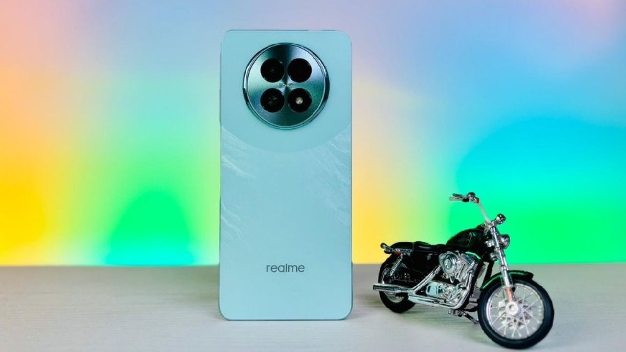 Bộ đôi realme 13 5G và realme 13+ 5G chính thức ra mắt Bộ đôi realme 13 5G và realme 13+ 5G chính thức ra mắt