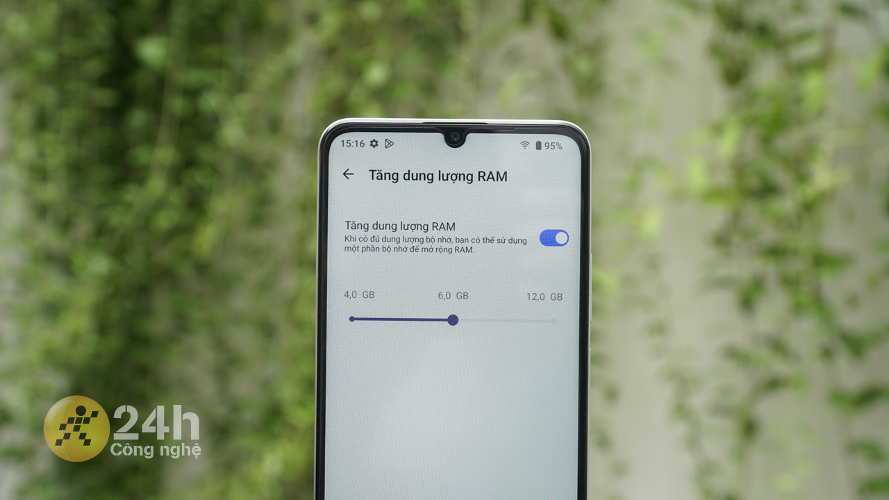 realme C65s còn được trang bị dung lượng RAM lớn để đáp ứng tốt nhu cầu đa nhiệm của người dùng.