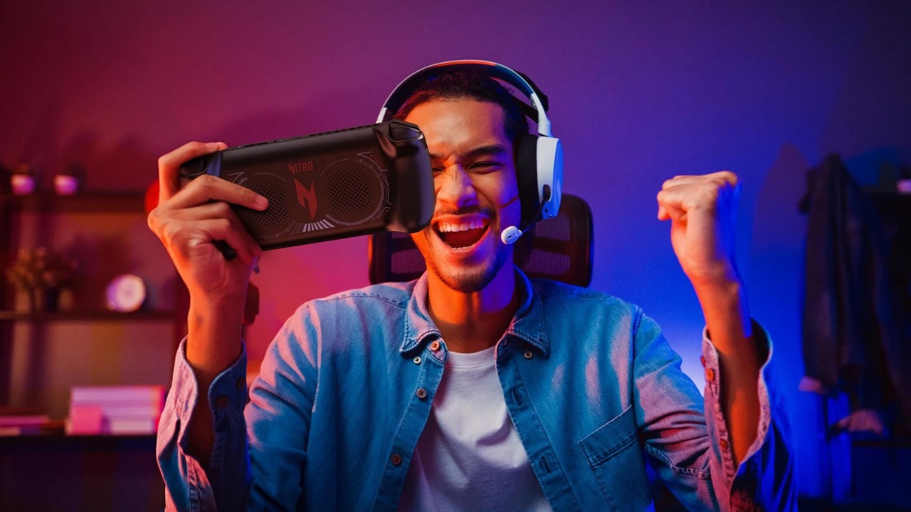Acer ra mắt mẫu máy chơi game cầm tay đầu tiên của hãng - Acer Nitro Blade 