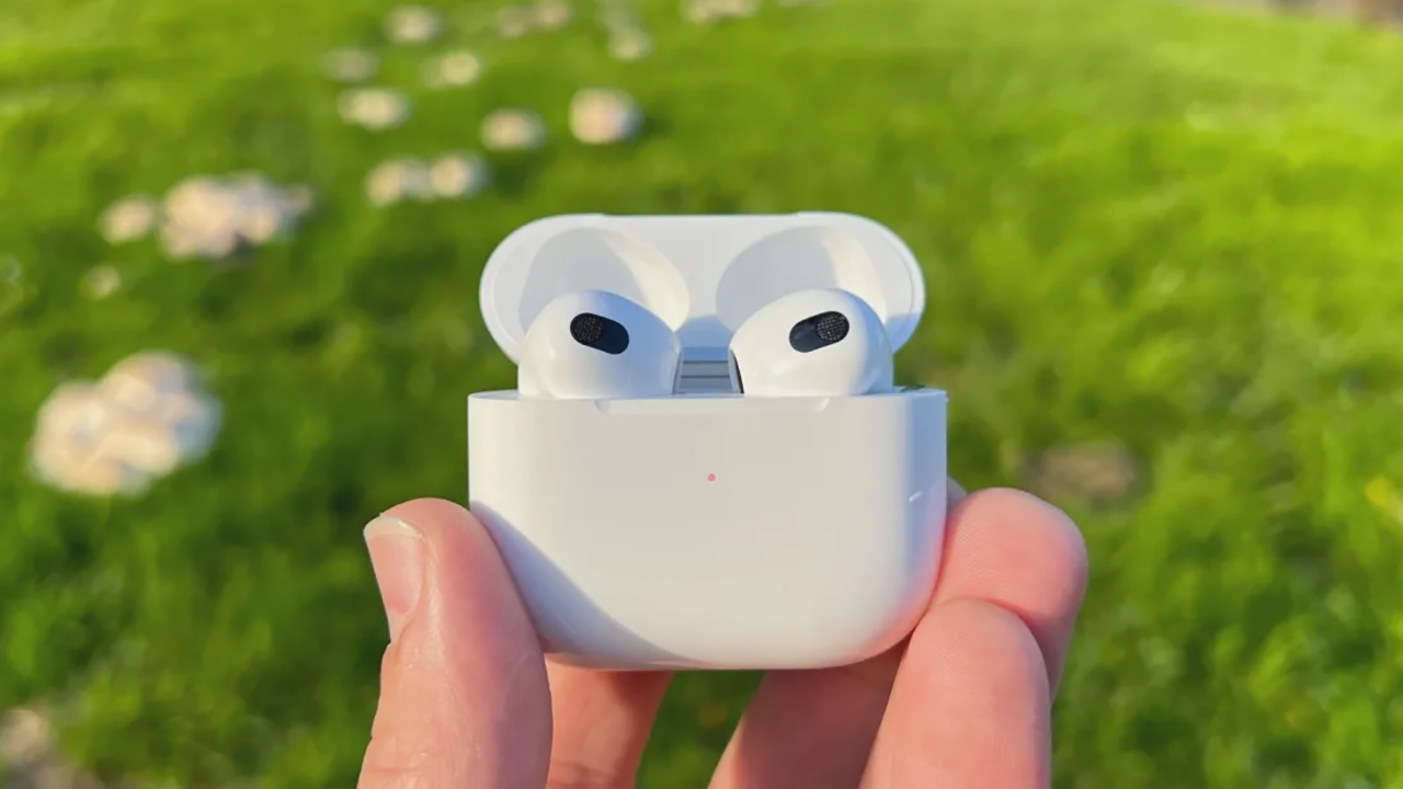 Mua AirPods 3 ngay hôm nay giảm liền 400K, mỗi ngày chỉ cần góp 15K, 0% lãi suất