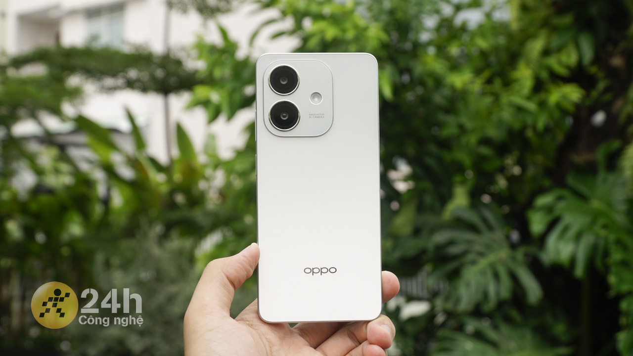 Thiết kế của OPPO A3 mang lại trải nghiệm cầm nắm rất thoải mái.