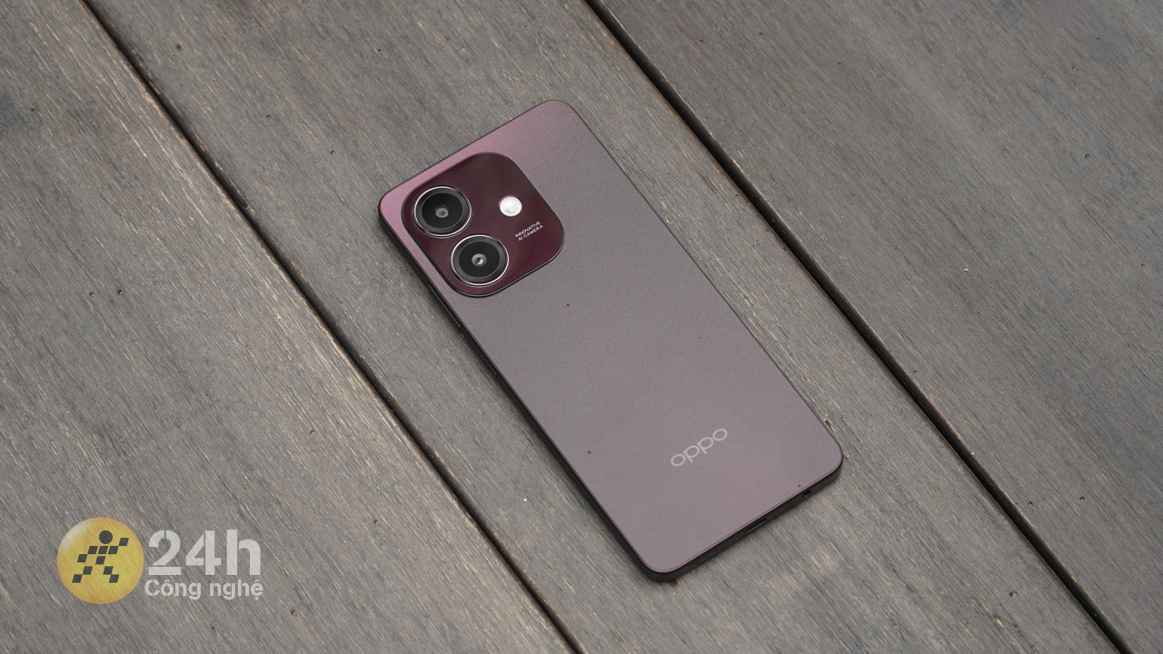 OPPO A3x tuy là điện thoại giá rẻ nhưng vẫn có độ bền cao cùng khả năng kháng nước chuẩn IP54. OPPO A3x tuy là điện thoại giá rẻ nhưng vẫn có độ bền cao cùng khả năng kháng nước chuẩn IP54.