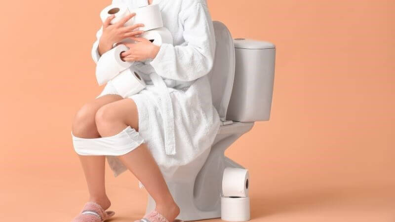Cúc la mã hỗ trợ điều trị tiêu chảy ở trẻ em