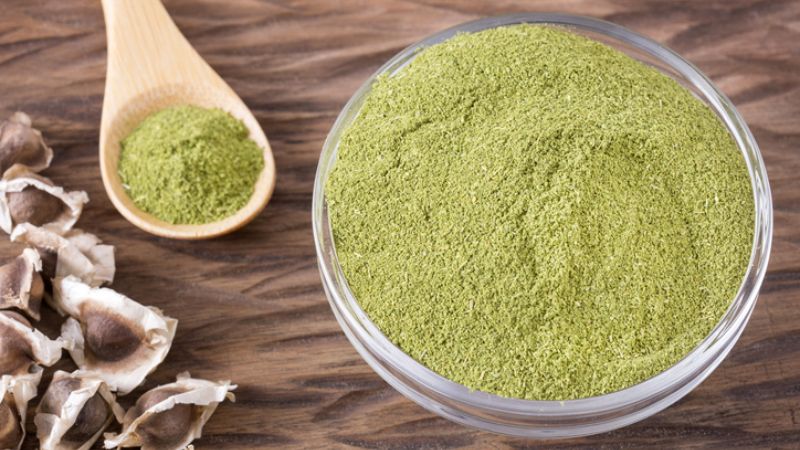 Bột chùm ngây được dùng làm thực phẩm hoặc mặt nạ chăm sóc da
