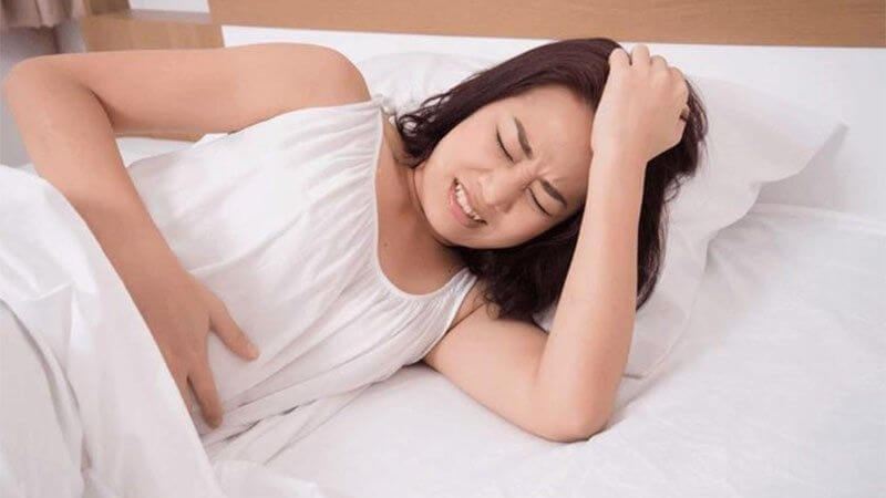 Lạc tiên giúp làm dịu cơn đau bụng kinh và làm giảm căng thẳng ở nữ giới
